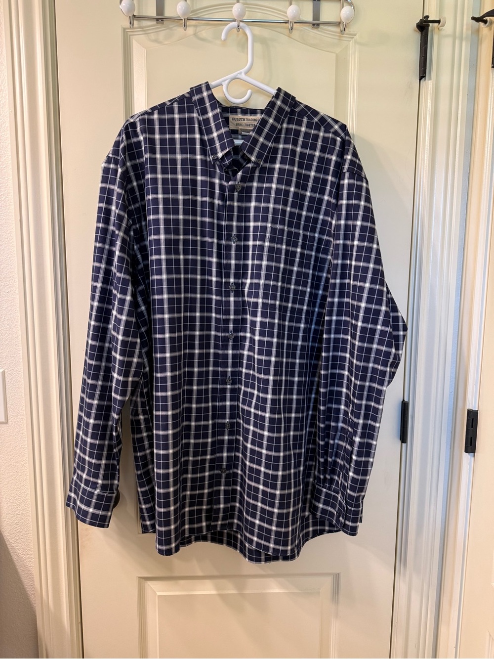 Men's Magnet Wrinklefighter Relaxed Fit Long Sleeve Shirt